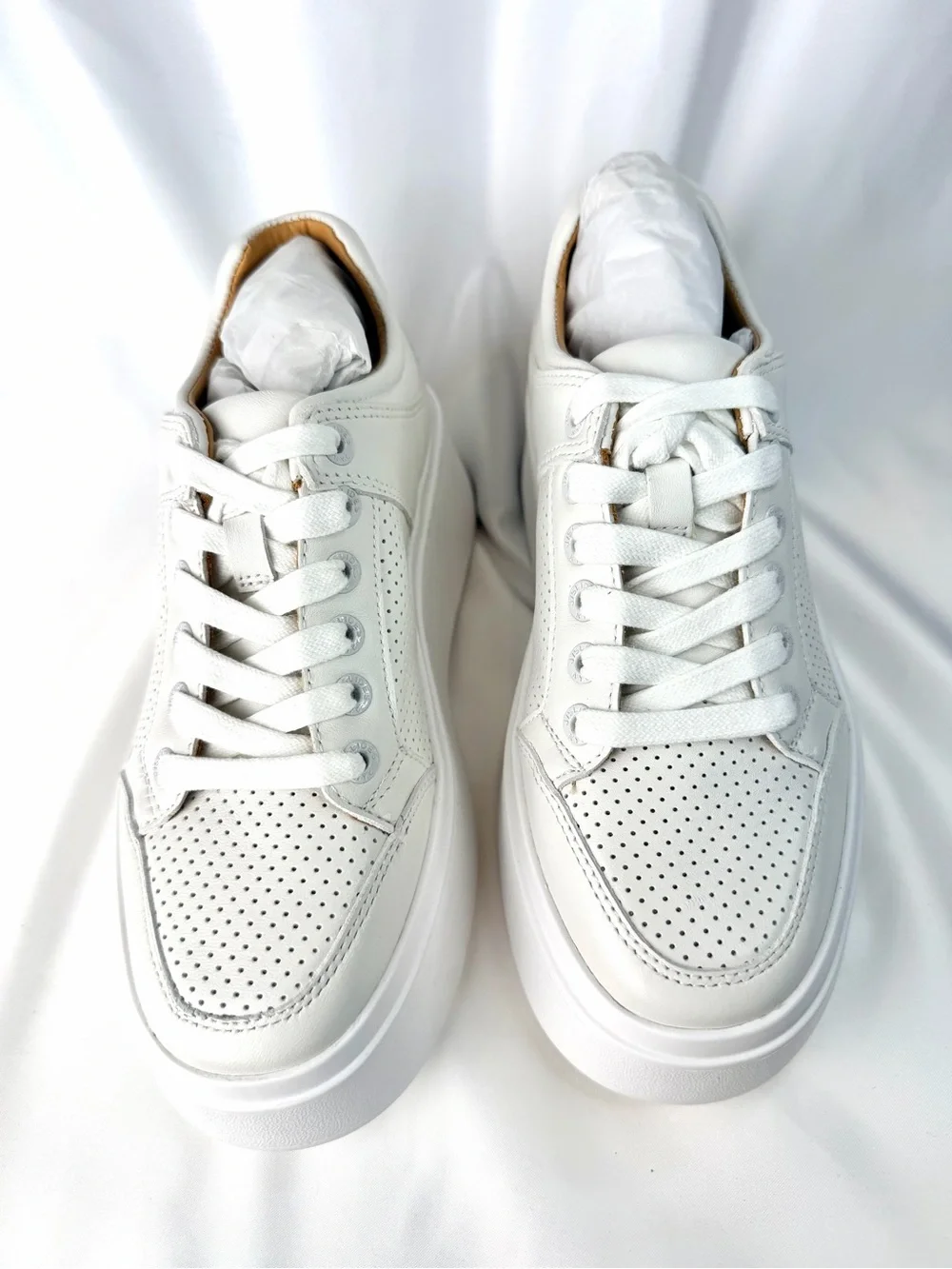 J Slides NYC White Leather Platform Sneakers Size 6 NIB